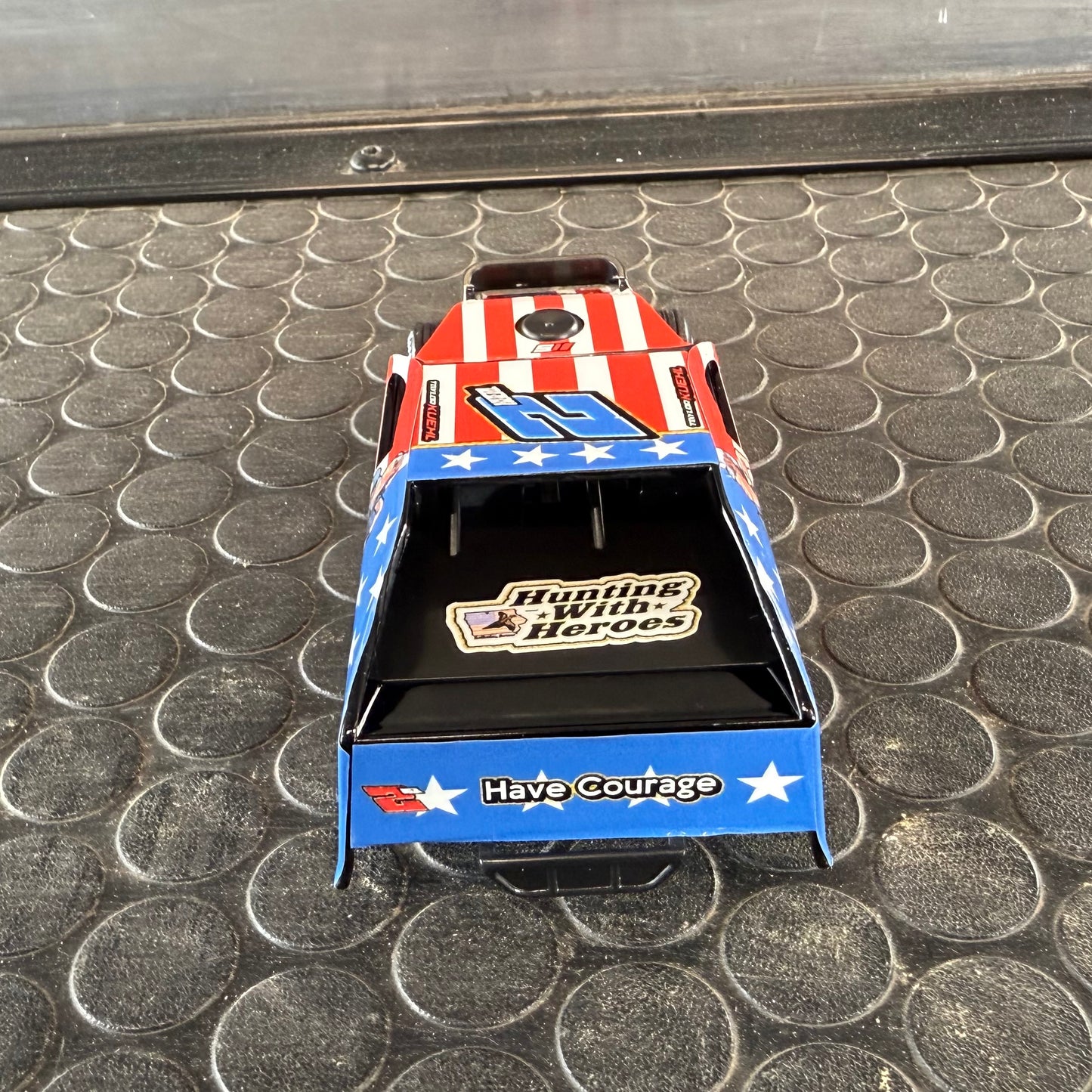 2024 Salute To Veterans 1/32 Scale Pullback Diecast